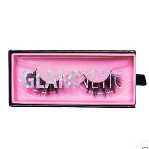 Glamnetic “Bombshell” Lashes New